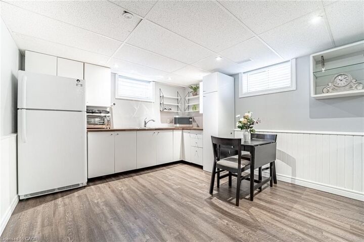 Property Photo:  146 Welbourn Drive Lower  ON L9A 3N4 