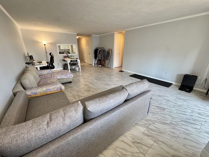 Property Photo:  8 Whittier Pl 12F  MA 02114 