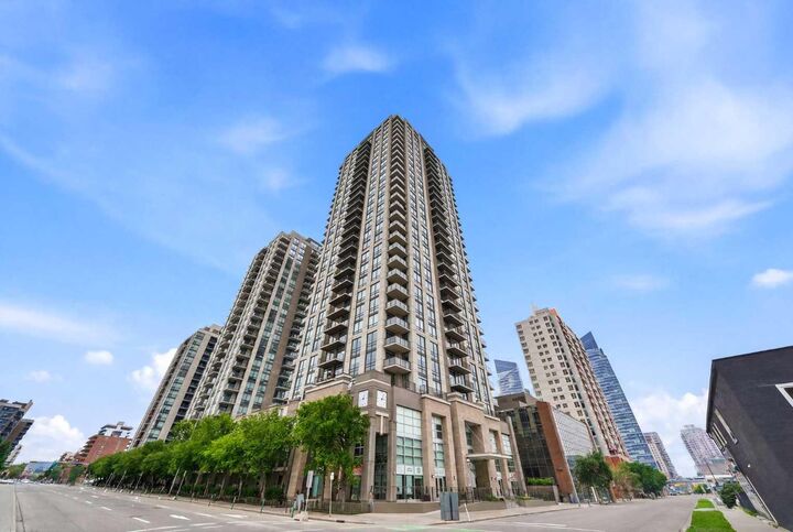 Property Photo: 1111 10 Street SW 1602 AB T2R 1E3
