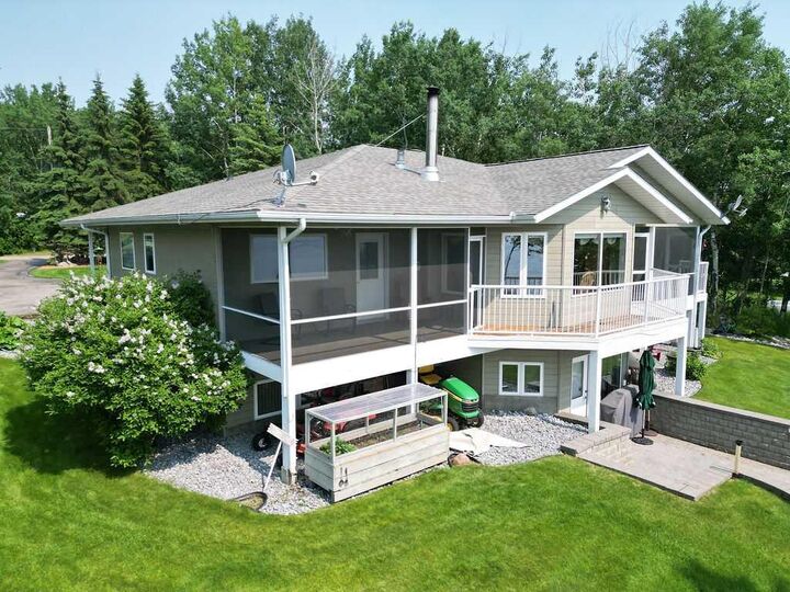 Property Photo: 412 Willow Drive AB T9S 1R6