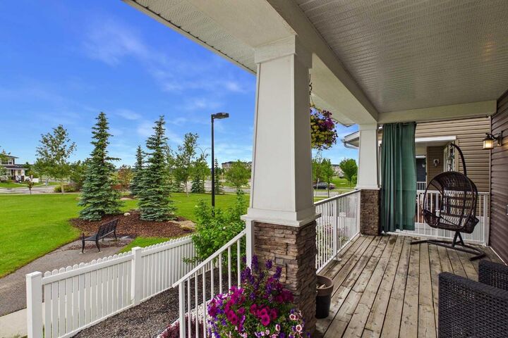 Photo de la propriété: 83 Redstone Gardens NE AB T3N 0J8