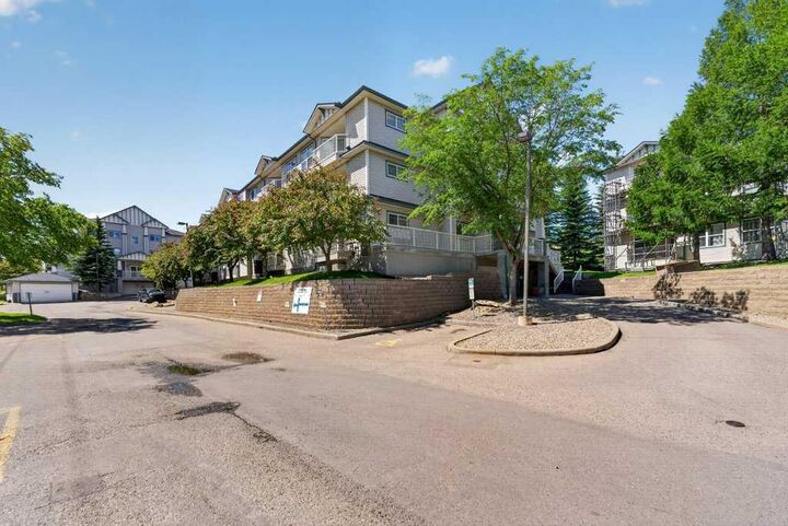 11 Somervale View SW 106 — photo 1