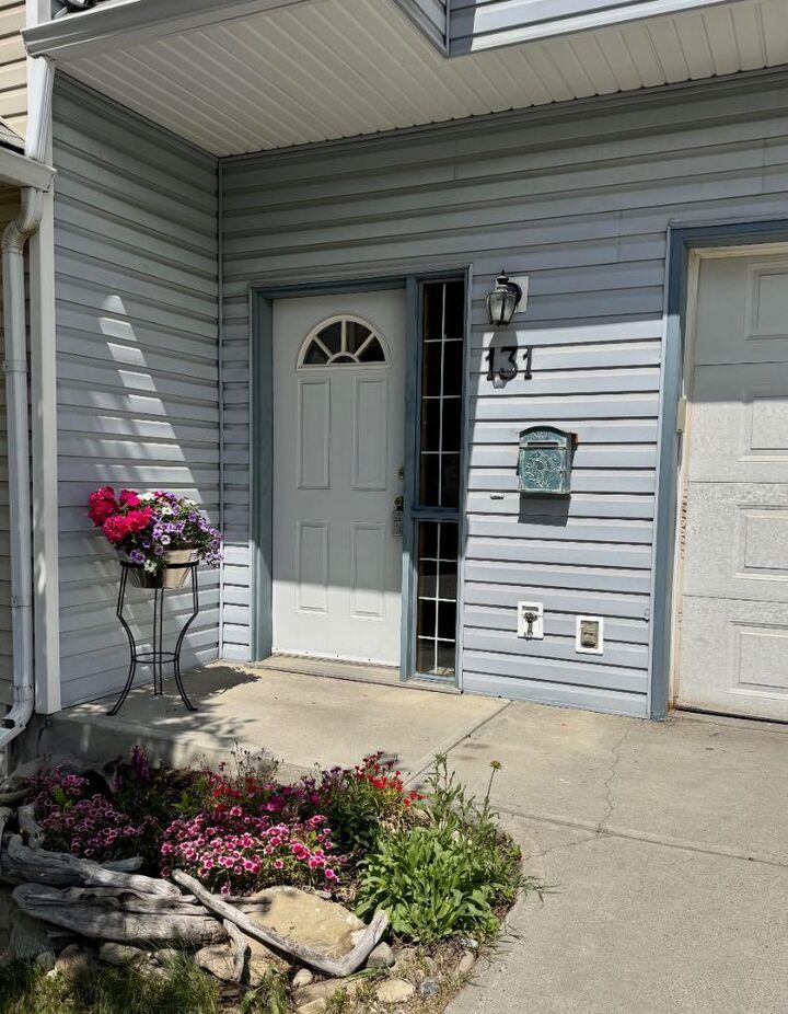 Property Photo:  131 Patina Rise SW  AB T3H 3R5 