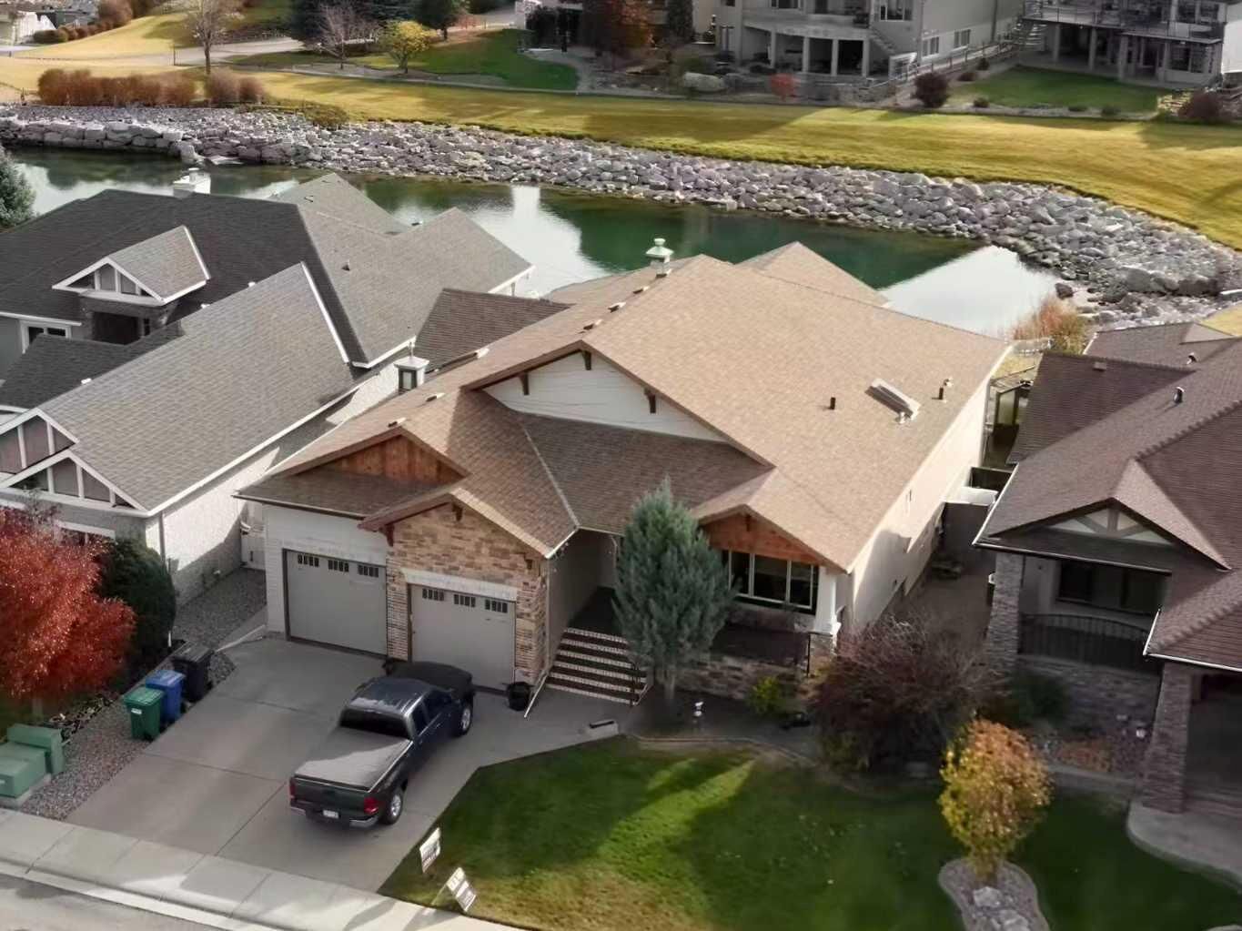 Property Photo:  534 Canyon Cove W  AB T1K 2N4 