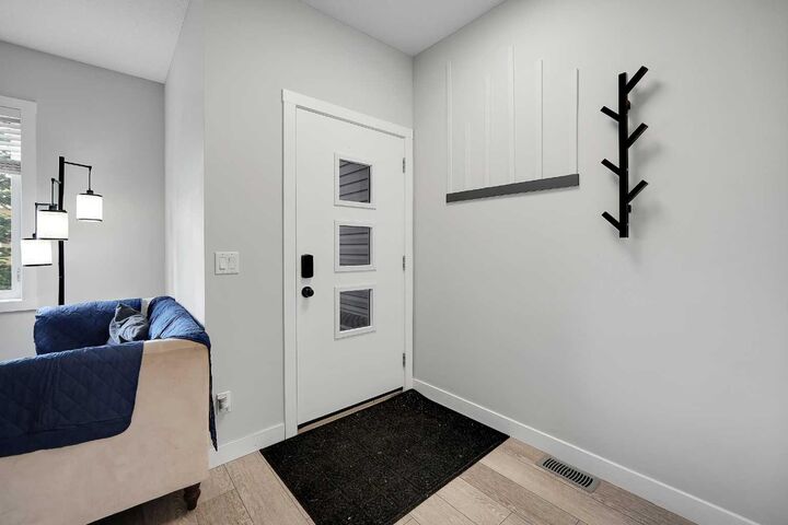 Property Photo:  42 Midtown Boulevard SW  AB T4B 4E4 