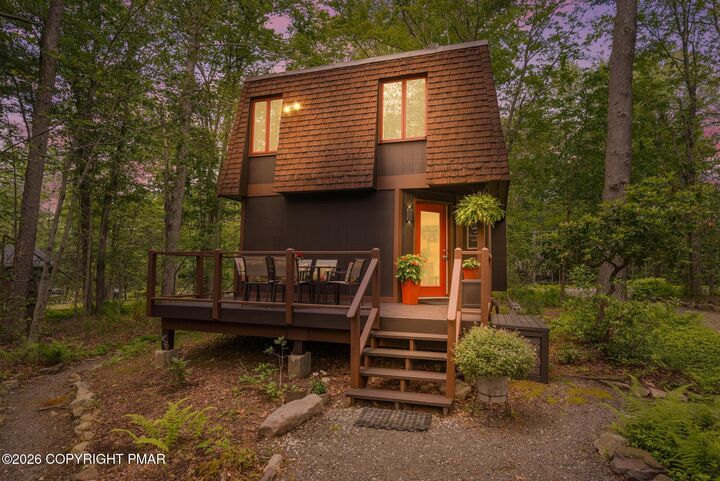 Property Photo:  283 Aspen Road  PA 18350 
