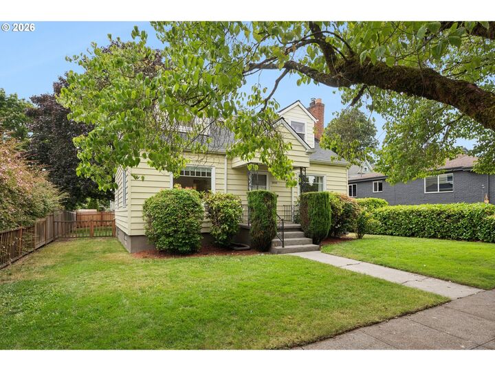 Property Photo: 6532 N Knowles Ave OR 97217