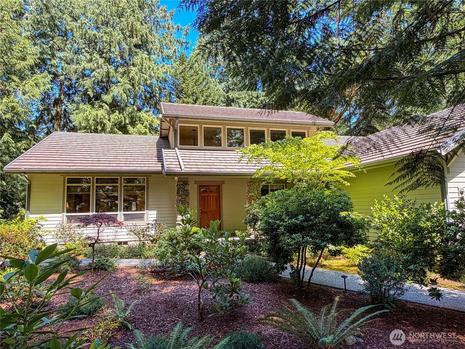 Property Photo: 460 Pinecrest WA 98368