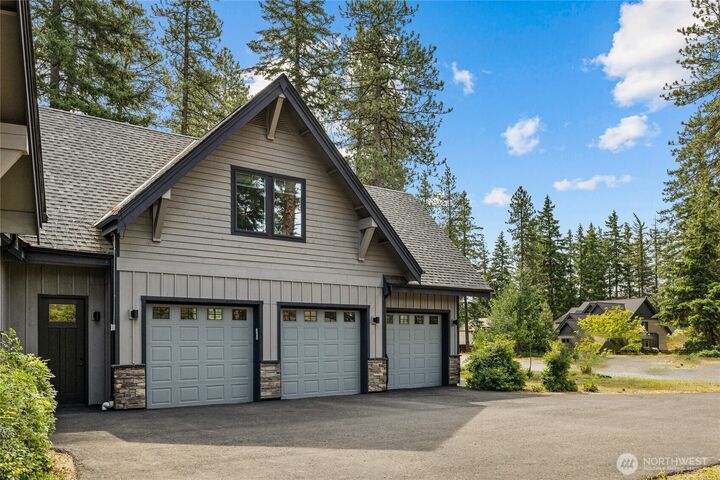 Property Photo: 2280 Coal Mine Way WA 98922