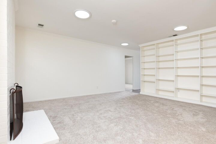 Property Photo: 835 Cynthia Drive CA 95076
