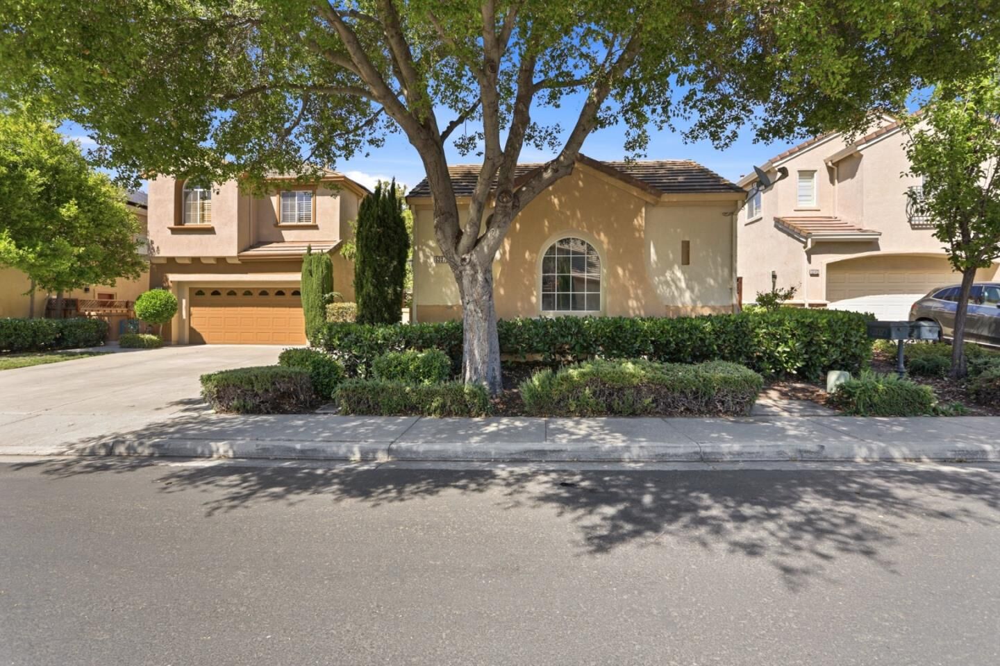 Property Photo: 5337 Manderston Drive CA 95138