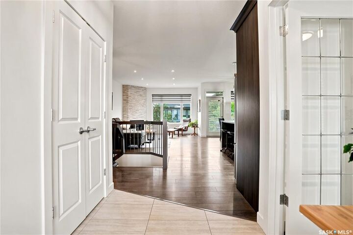 Property Photo: 3973 Sandhill Crescent SK S4V 3G7