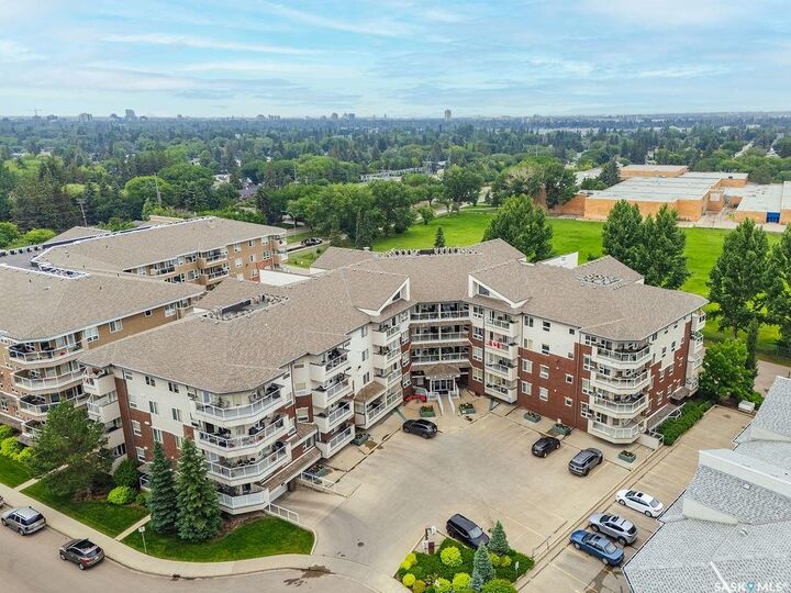 Property Photo: 106 Armistice Way 113 SK S7J 2H4