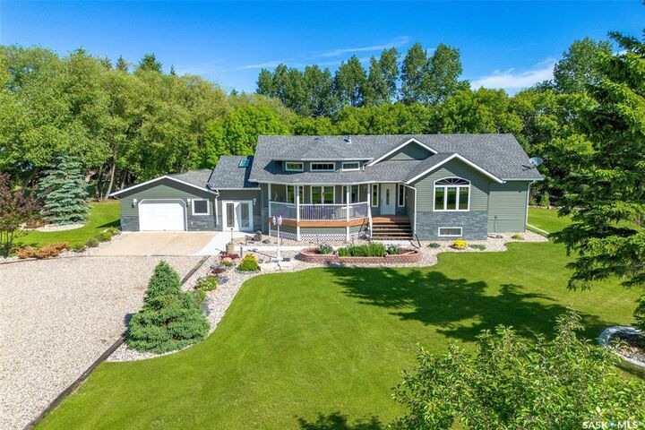 Property Photo:  527 McAllister Avenue  SK S0E 1H0 