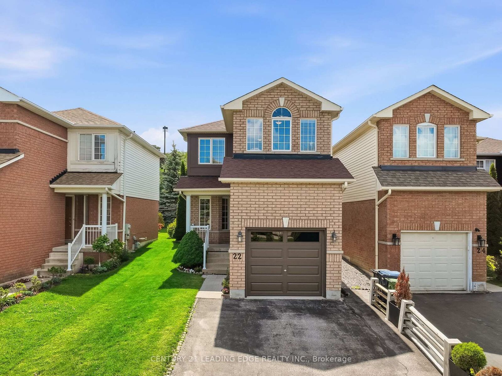 Property Photo:  22 Andona Crescent  ON M1C 5J6 