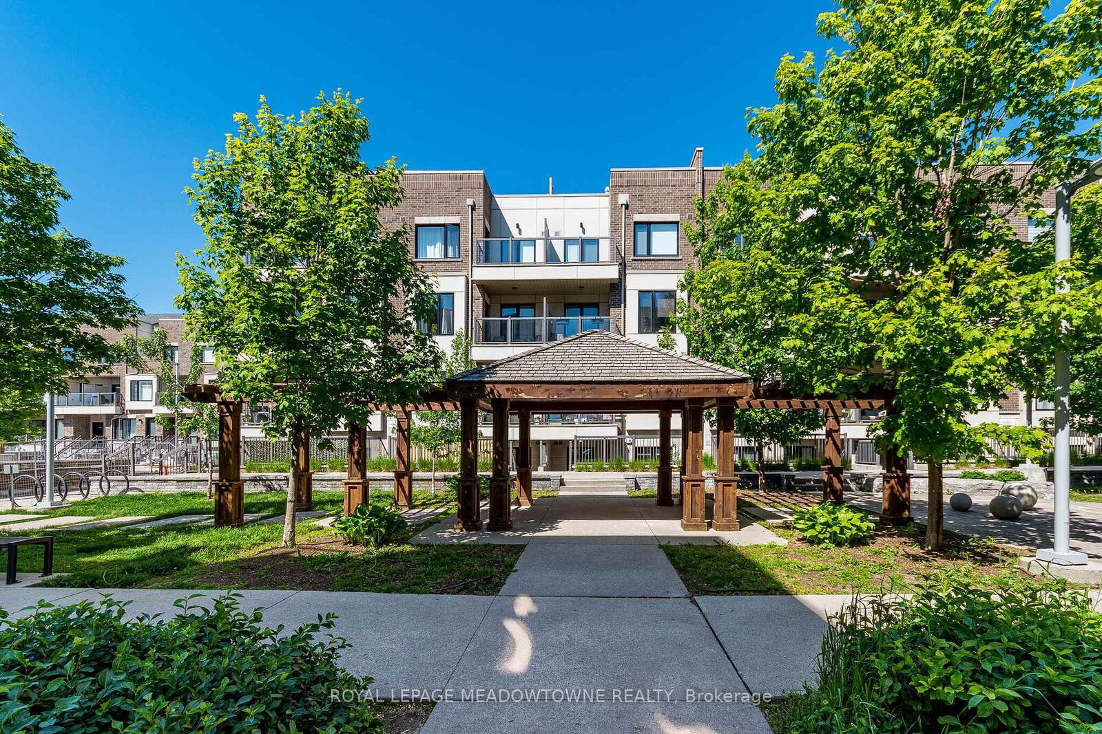 Property Photo: 6 Drummond Street 311 ON M8V 2V9