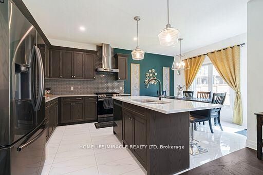 Property Photo:  2231 Linkway Boulevard  ON N6K 0K9 