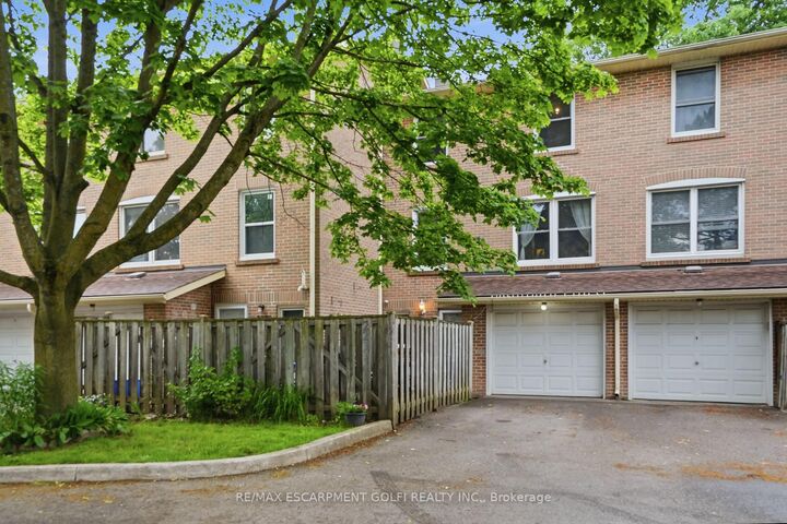 2277 Mountain Grove Avenue 39 — photo 1