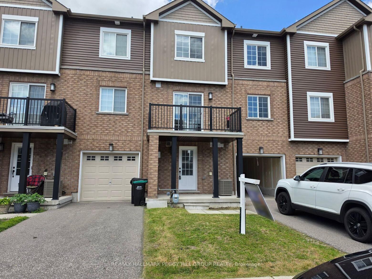 Property Photo: 8 Andean Lane ON L9J 0J4