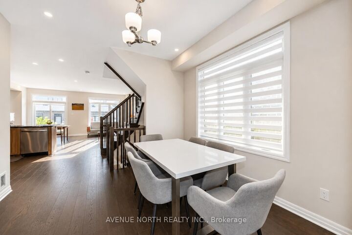 Property Photo:  323 Lysander Place  ON K1K 3X8 