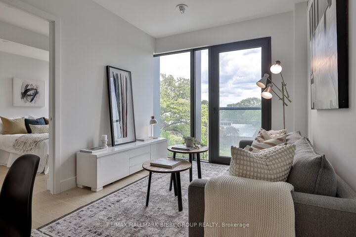 Property Photo: 1414 Bayview Avenue 409 ON M4G 3A7
