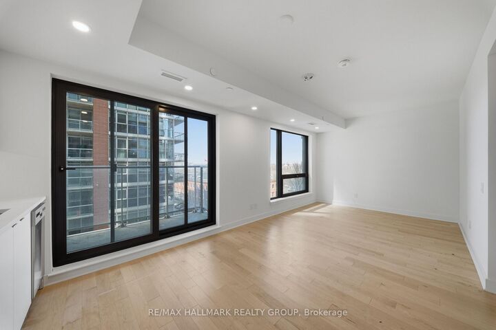 Property Photo: 180 George Street 606 ON K1N 0G8