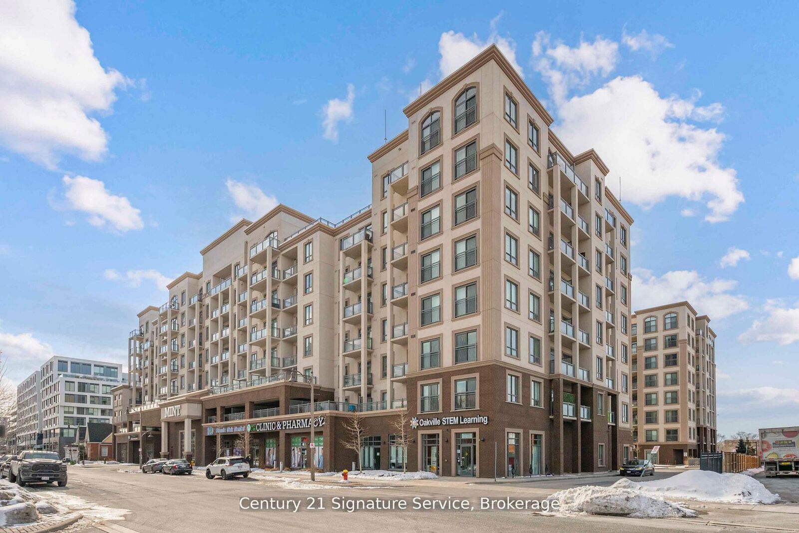 Property Photo: 2486 Old Bronte Road 405 ON L6M 0Y4