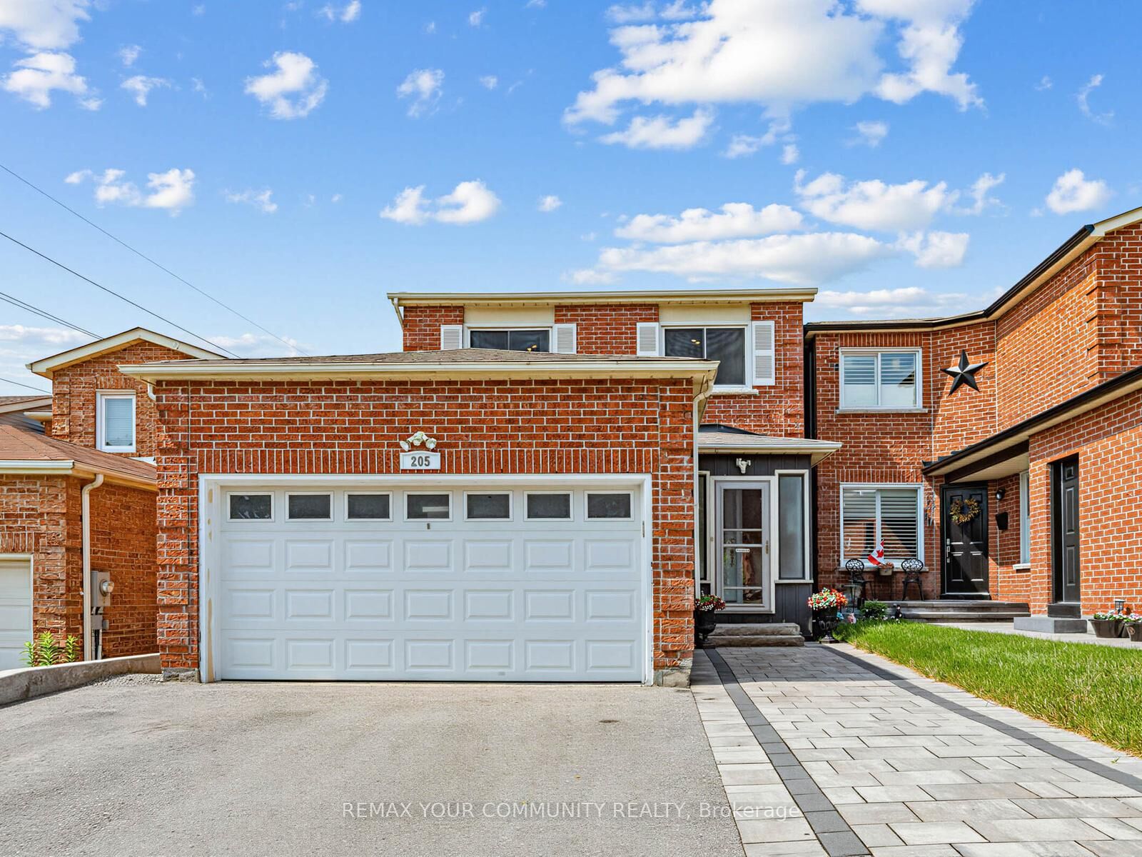 Property Photo: 205 Glen Hill Drive ON L1N 7J5