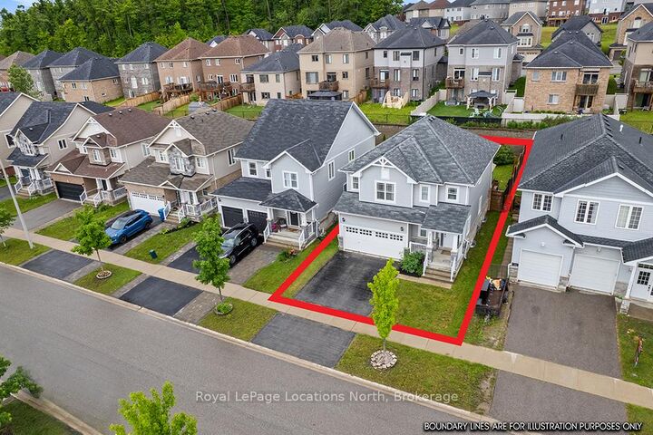 Property Photo: 3112 Emperor Drive ON L3V 0G4