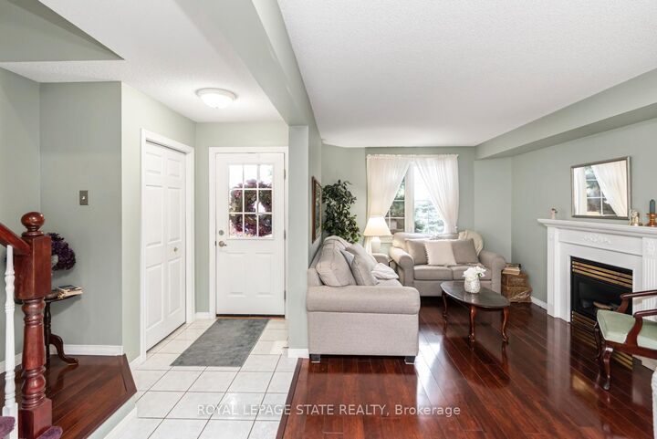Property Photo:  10 Richview Drive  ON L9B 2V5 