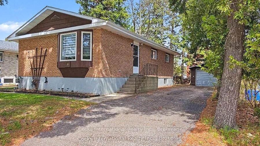 Property Photo: 36 Susan Street W ON P1H 1X2