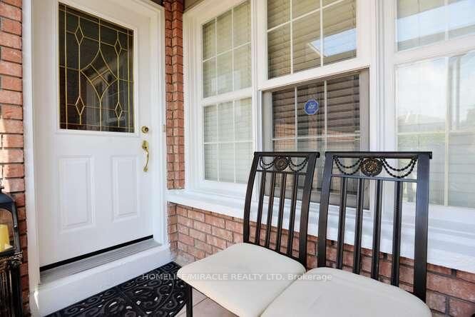 Property Photo:  7 Cutters Crescent  ON L6Y 4J9 