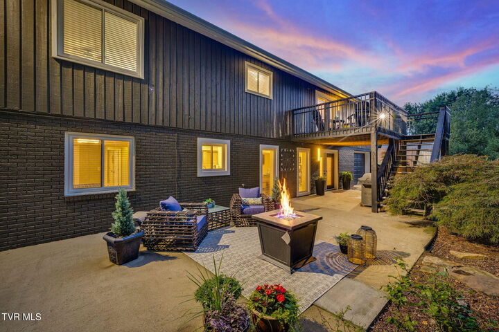 Property Photo:  497 Canterbury Drive  TN 37617 