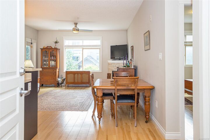Property Photo: 2117 Meredith Rd #207 BC V9S 2N2