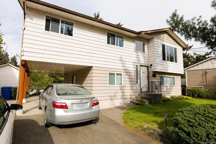 Property Photo:  3161 Marion Way  BC V9T 3Z8 