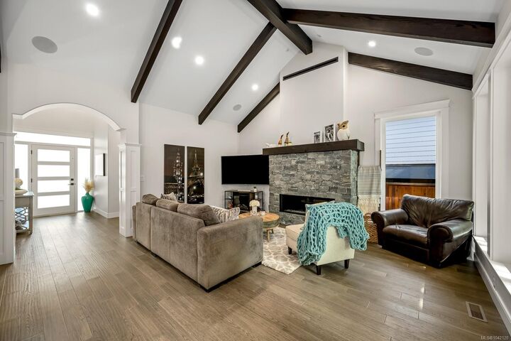 Property Photo:  2880 Arden Rd #4  BC V9N 9J9 