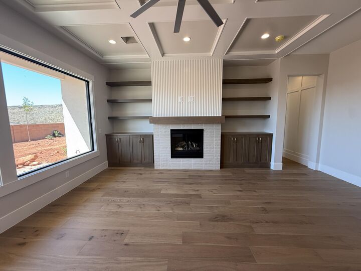 Property Photo:  1986 N Creek Side Ct  UT 84780 