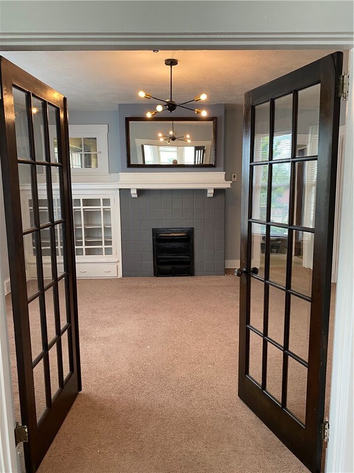 Property Photo: 271 Center Ave 2 PA 15202