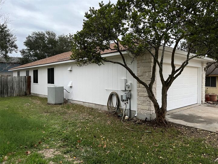 Property Photo:  862 Latteridge Drive  TX 78748 