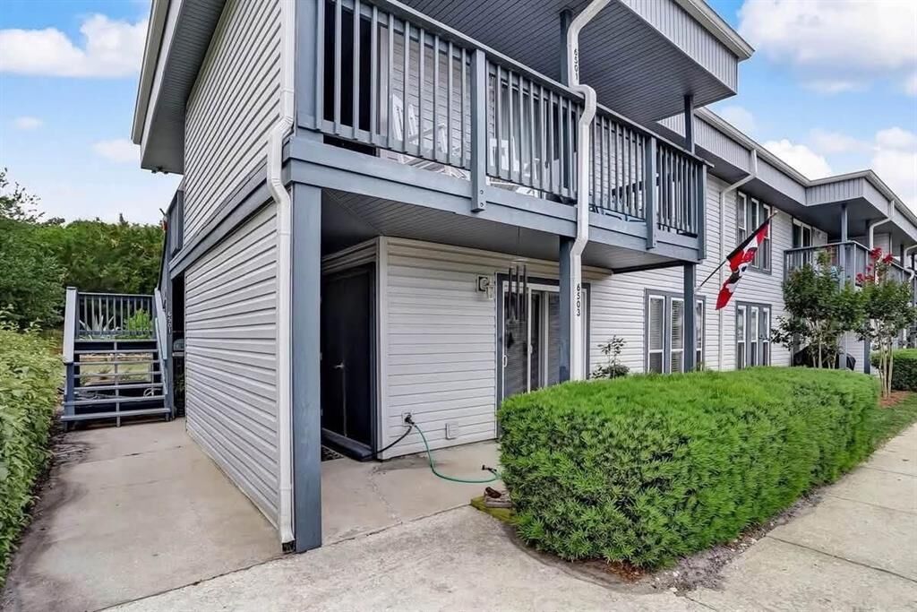 Property Photo: 631 Tarpon Avenue FL 32034
