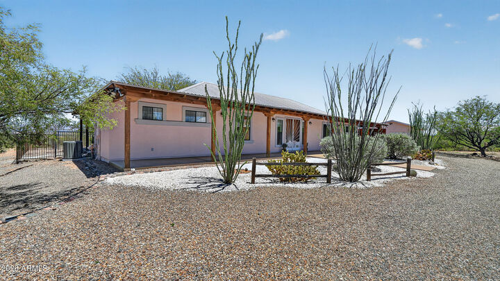 Property Photo:  619 W Via Javelina --  AZ 85602 