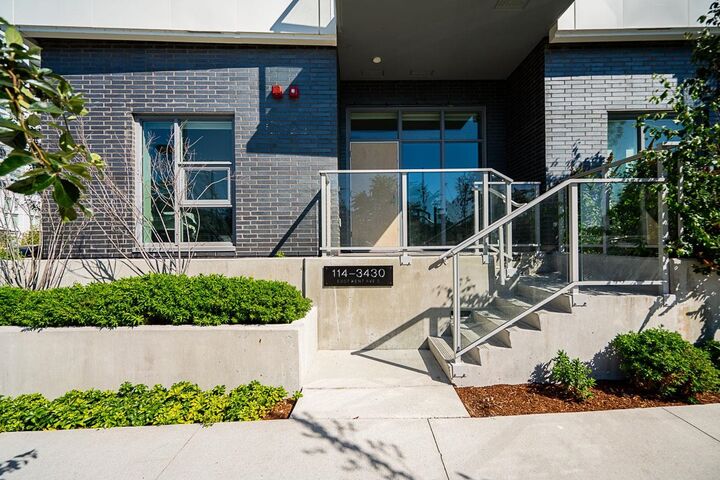 3430 E Kent Avenue South 114 — photo 1