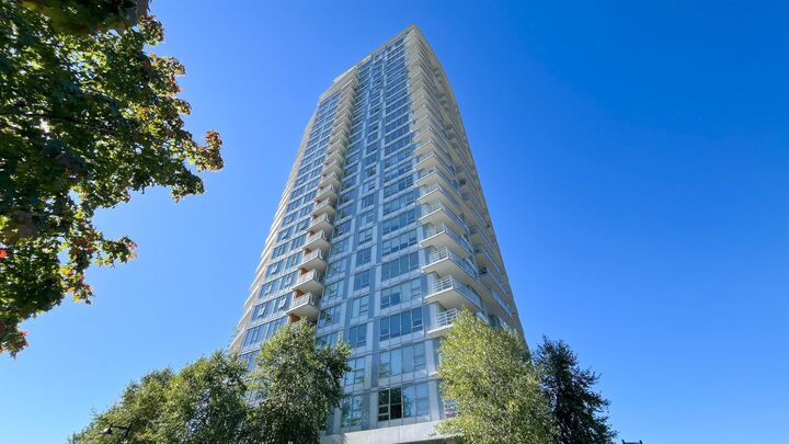 530 Whiting Way 2304 — photo 1