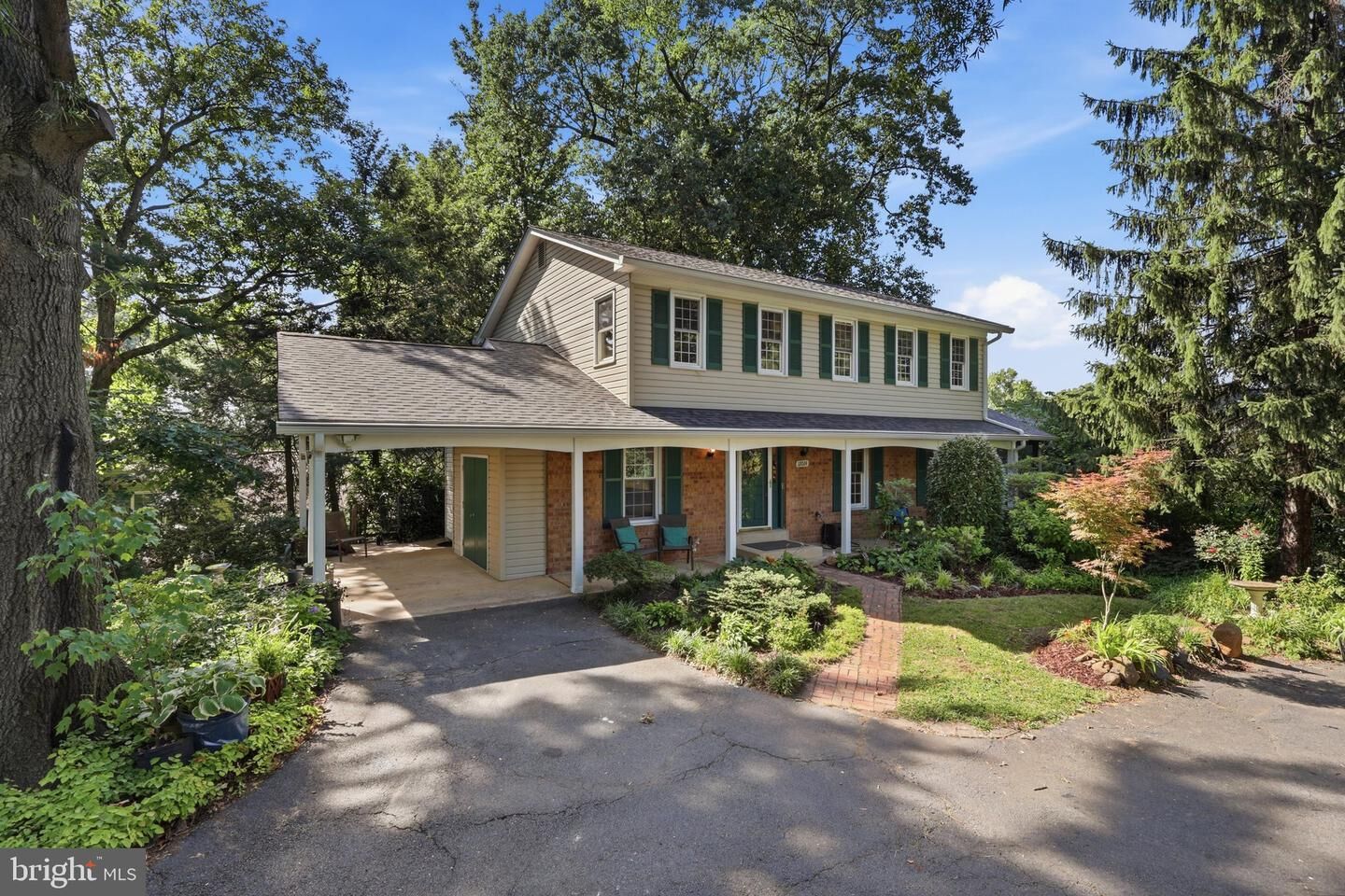 Property Photo:  12024 Cheviot Drive  VA 20170 