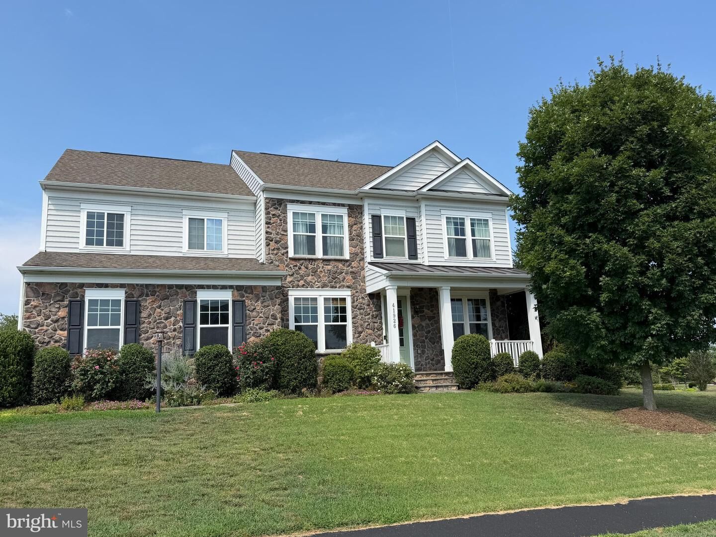 Property Photo:  41926 Beningbrough Place  VA 20176 
