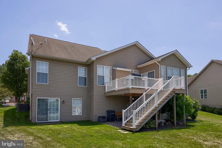 Property Photo:  1246 Laurel Oak Lane  PA 17403 