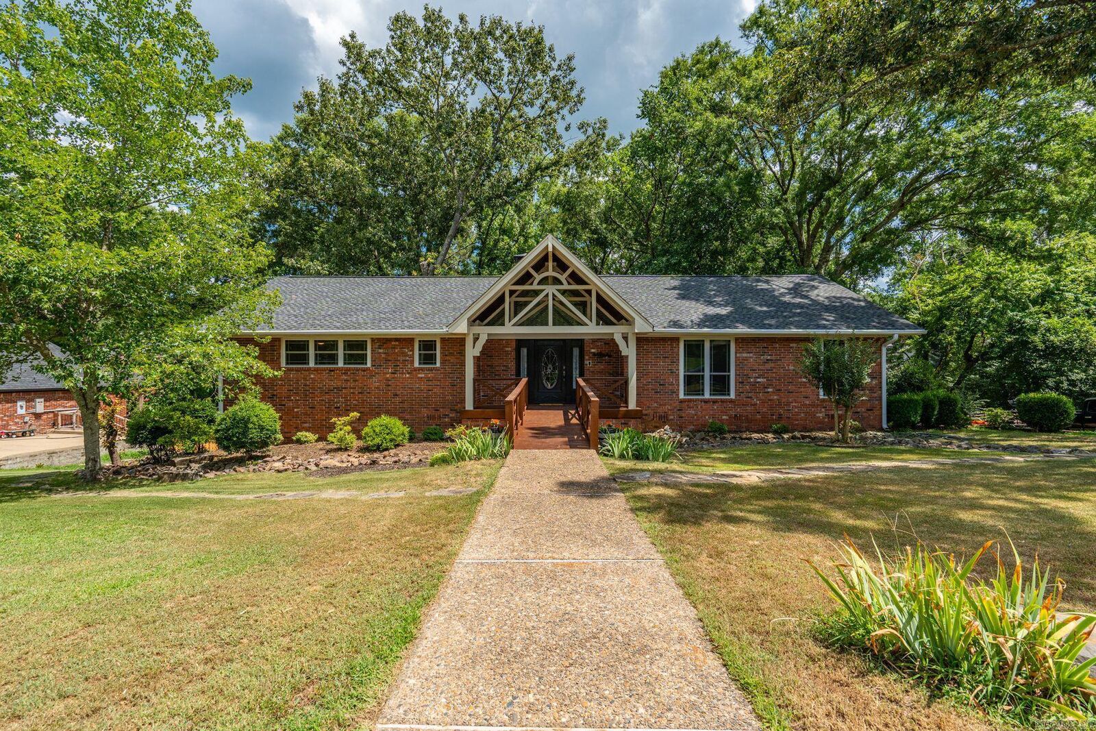 Property Photo: 210 Quail Creek Road AR 71901