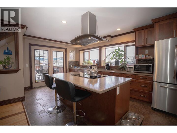Property Photo: 299 Seymour Street West BC V2C 1E8