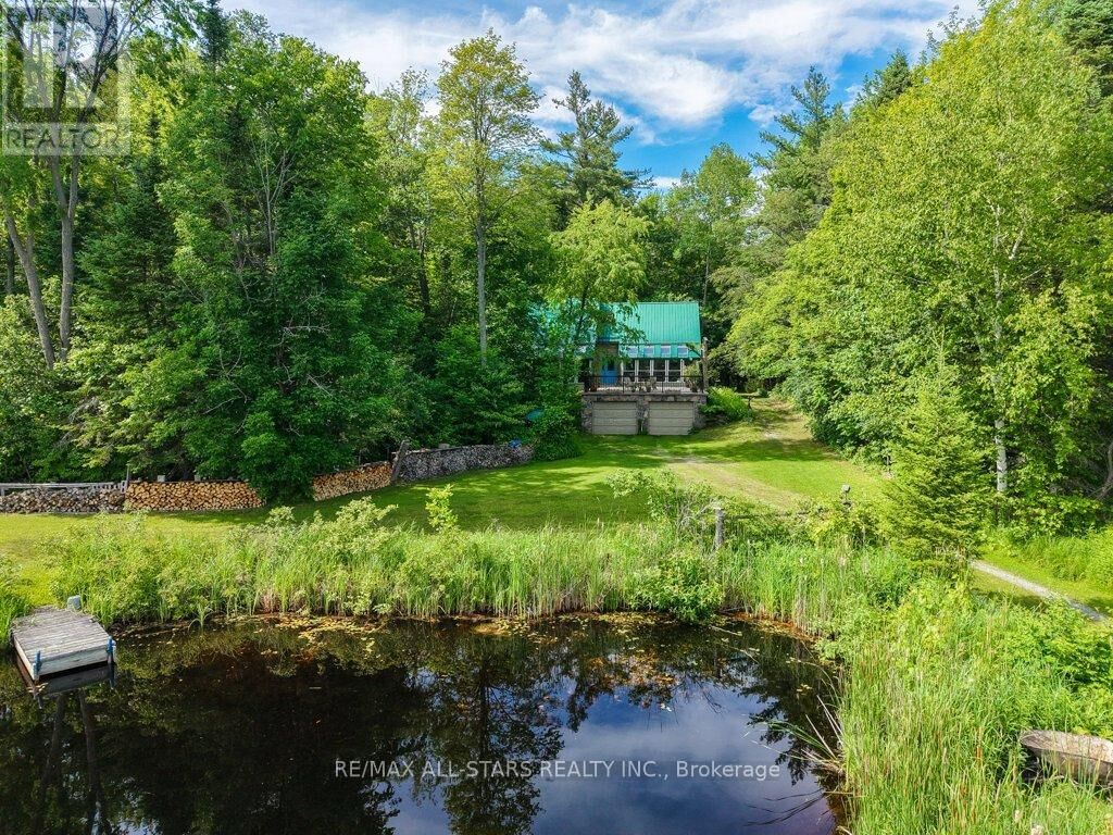 Property Photo: 9388 Ravenshoe Road ON L9P 1R2