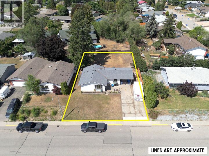 Property Photo: 2306 18 Street BC V1T 3Z8
